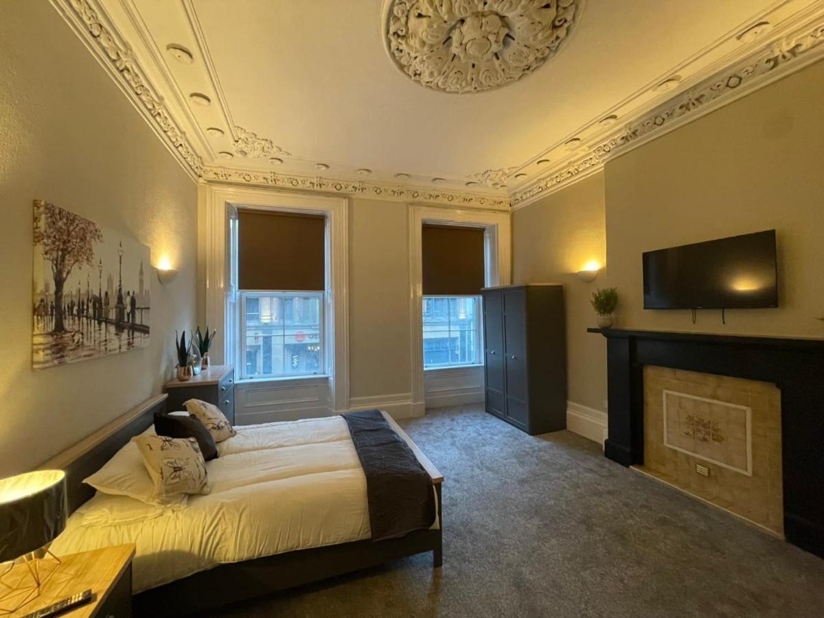 Traditional 5 Bedroom City Centre Apartment غلاسغو المظهر الخارجي الصورة