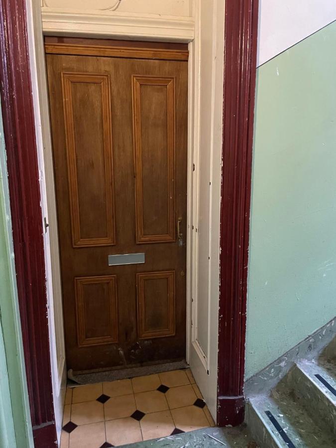 Traditional 5 Bedroom City Centre Apartment غلاسغو المظهر الخارجي الصورة